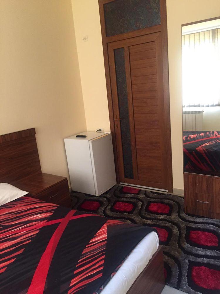 Jasmin Apt With Balcony At Republic Square & Ruben Tours Yerevan Exterior photo