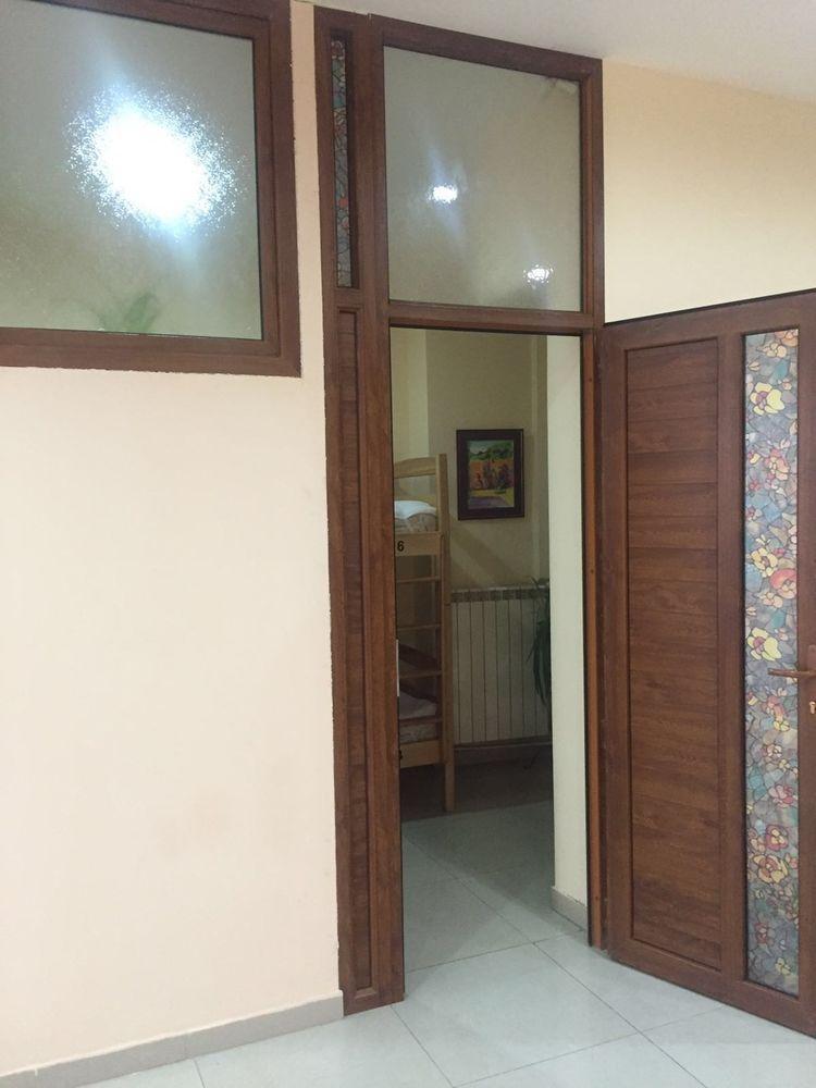 Jasmin Apt With Balcony At Republic Square & Ruben Tours Yerevan Exterior photo